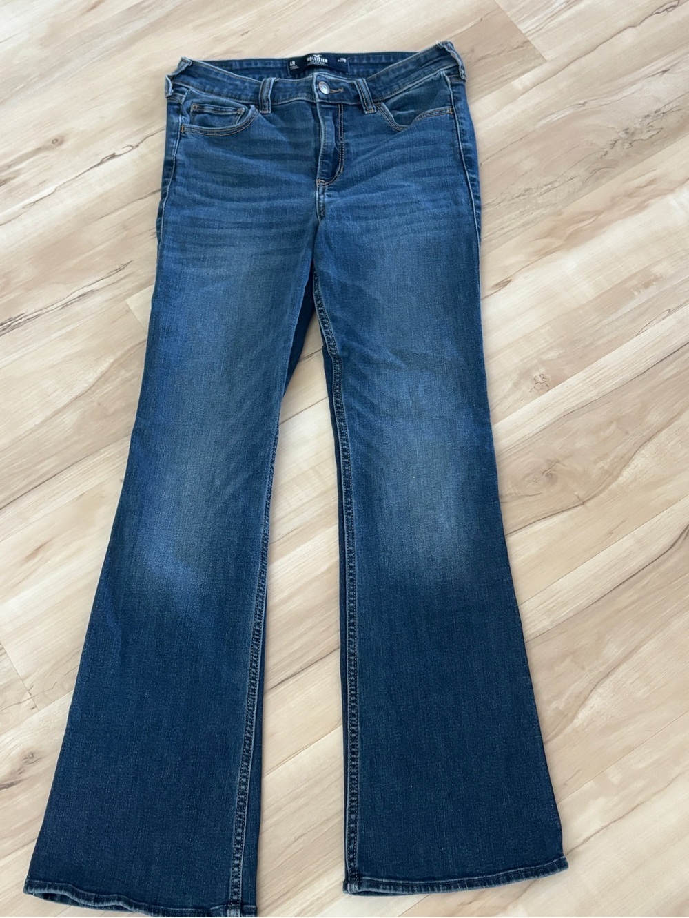 Hollister Women's Dark Blue Flare Jeans 27/4R
